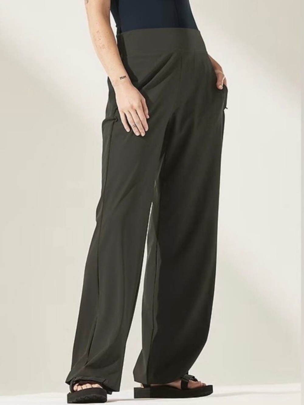 Athleta Cosmic Pant Wide Leg Arbor Olive Green Womens Large Tall